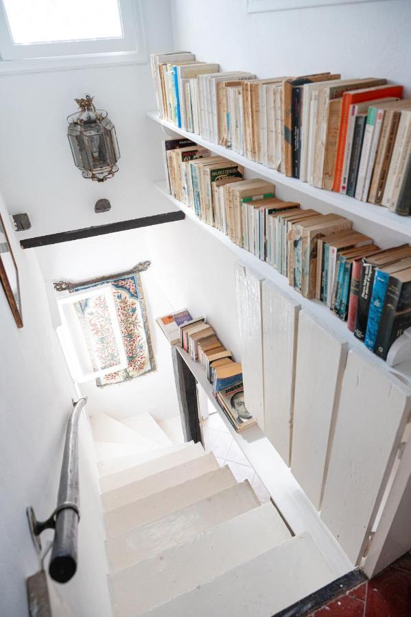 Traditional House Under The Clock Tower With Sweet View Poros Town Luaran gambar