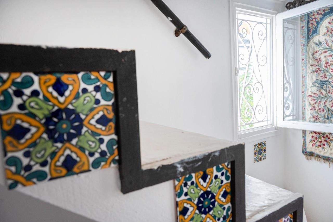 Traditional House Under The Clock Tower With Sweet View Poros Town Luaran gambar
